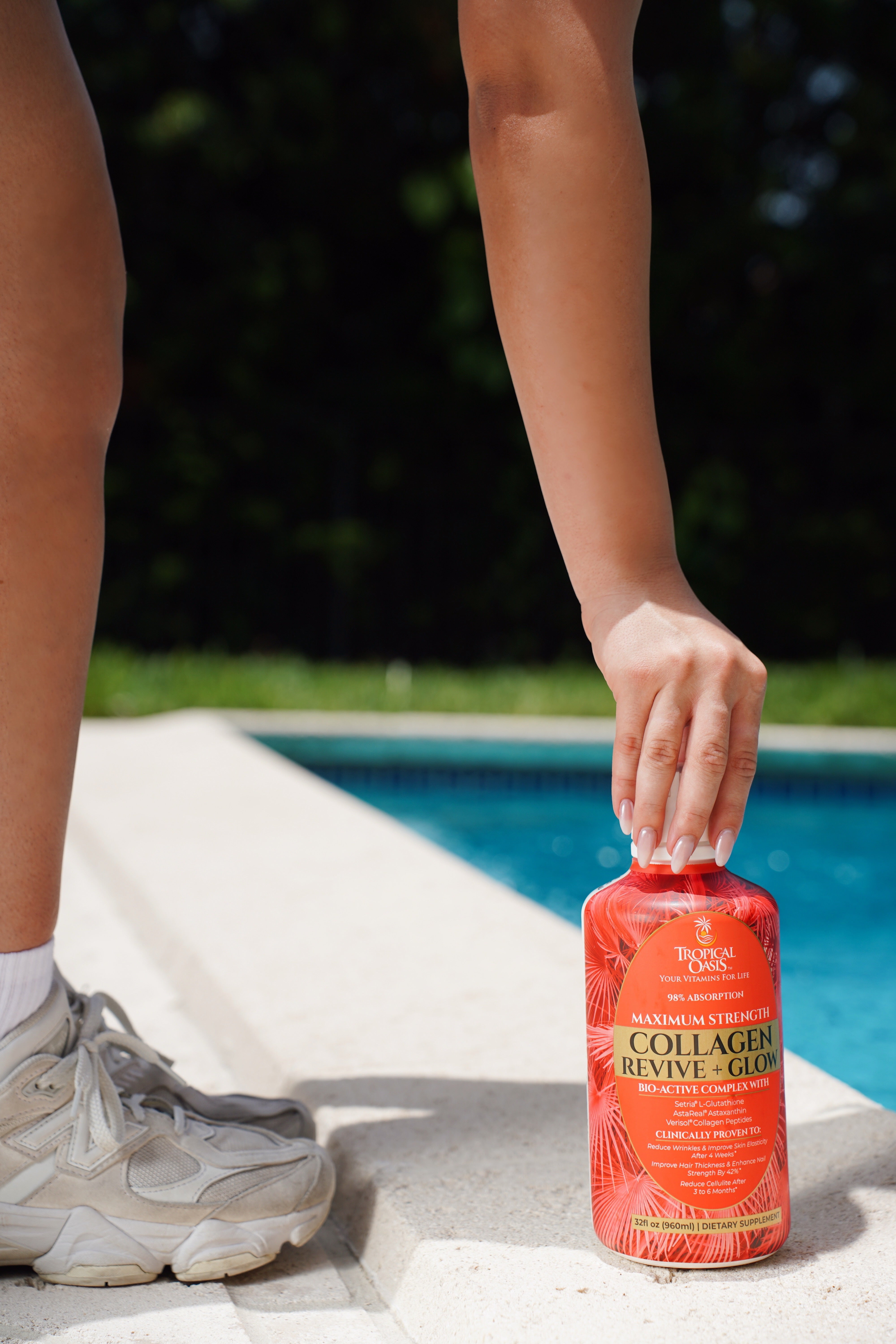 Collagen Revive + Glow – Tropical Oasis Liquid Vitamins & Minerals